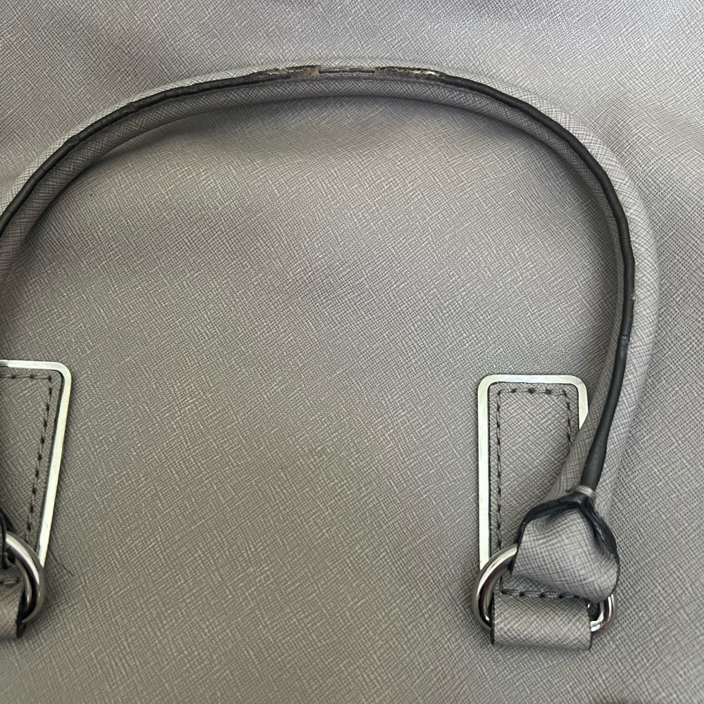 Michael Kors Gray Patterned Bag - image 5